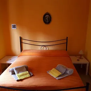 La Casa Dei Colori Zafferana Etnea